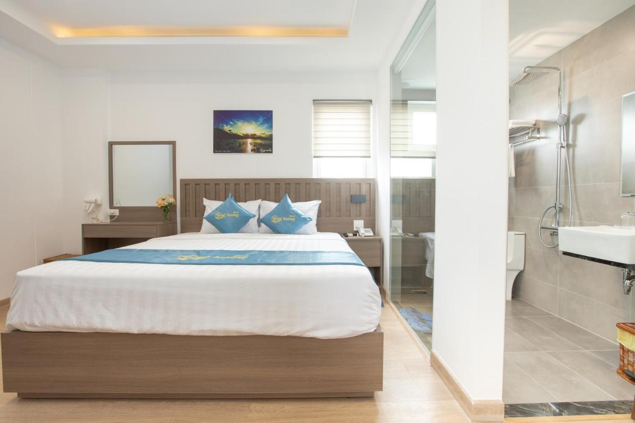 Que Huong Hotel กวีเญิน ภายนอก รูปภาพ