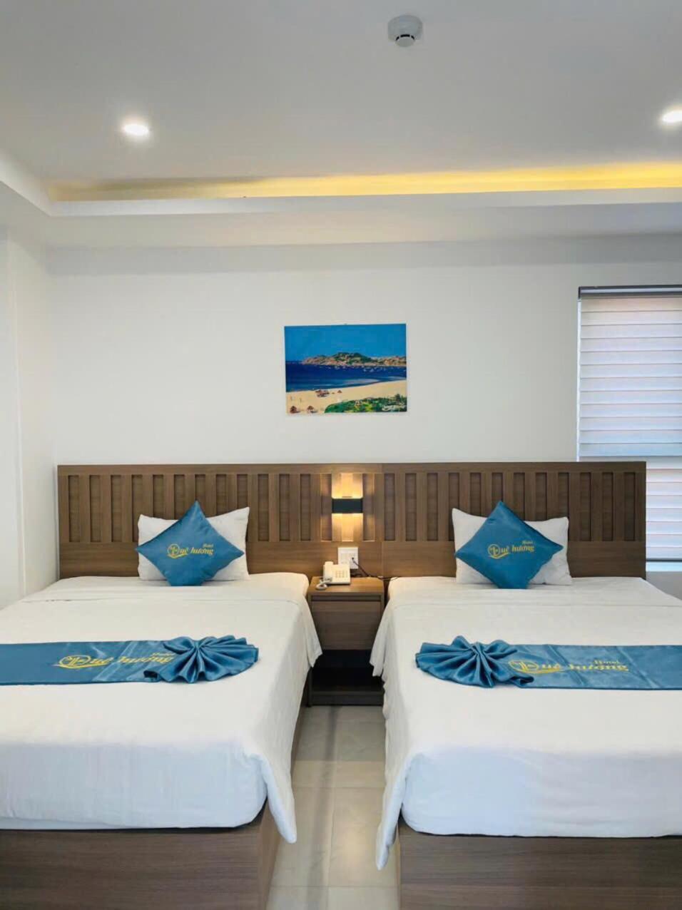 Que Huong Hotel กวีเญิน ภายนอก รูปภาพ